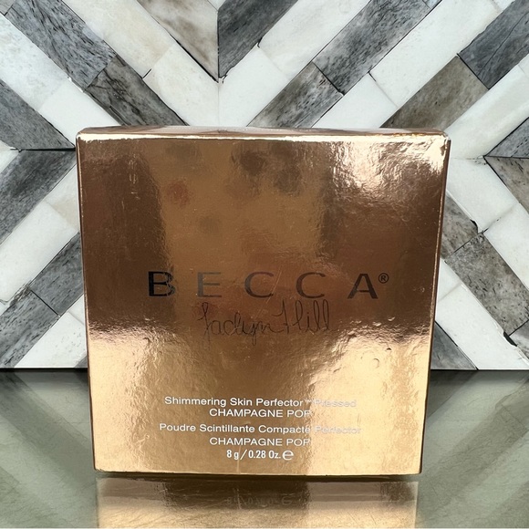 Becca Jaclyn hill shimmering skin champagne pop - Picture 3 of 3